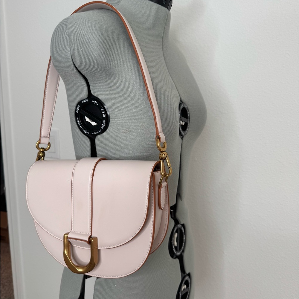 Charles & Keith Gabine bag baby pink